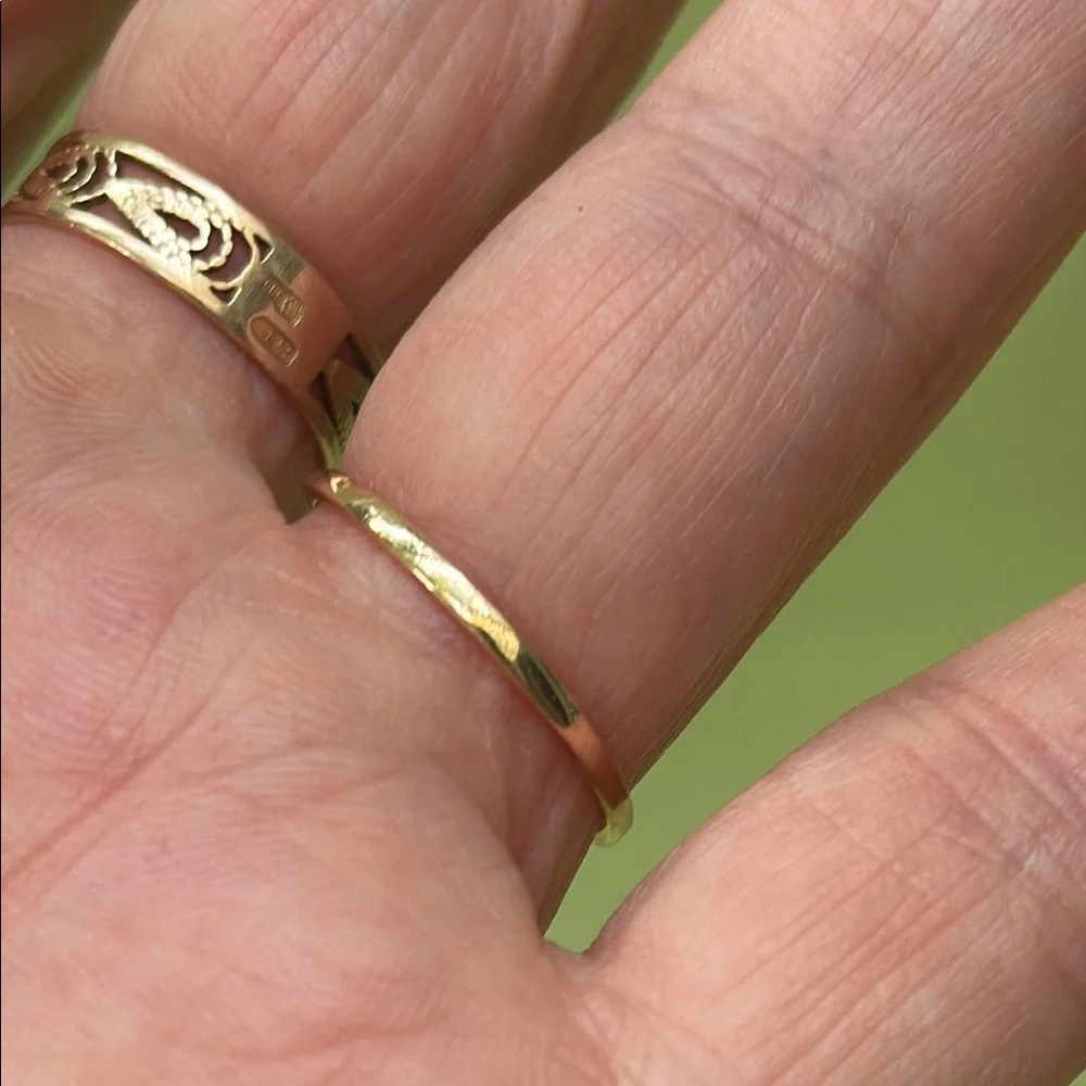 Vintage 14k Gold Ring with Diamond Accent